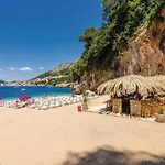Sladenovici Iv Tatil Evi *