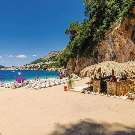 Sladenovici Iv Hébergement de vacances *